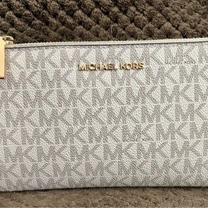Michael Kors Smartphone wallet